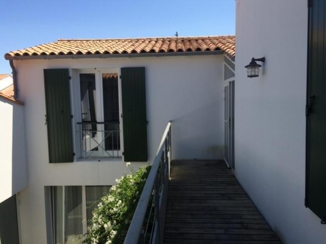 La Jolie Brise En Re Dans Residence Avec Piscine La Flotte Exterior photo